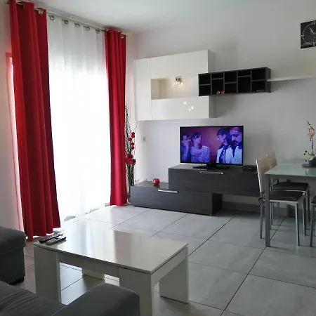 Big 1 Bedroom - Lejlighed *